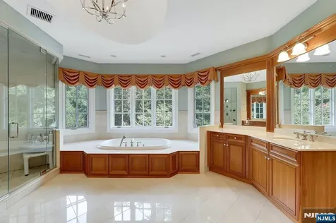 414 Bellaire Drive Demarest NJ 07627