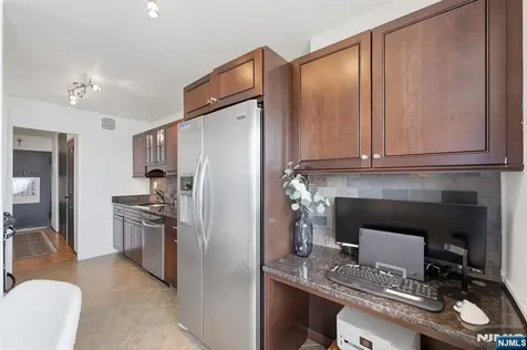 6040 Boulevard East West New York NJ 07093
