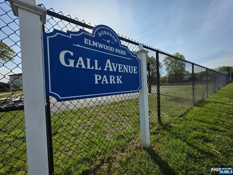 54 Gall Avenue Elmwood Park NJ 07407