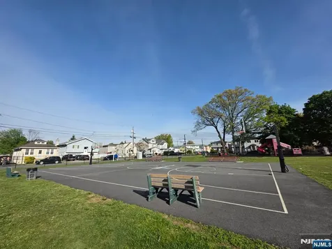 54 Gall Avenue Elmwood Park NJ 07407