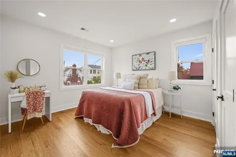 10 Marilyn Place Clifton NJ 07011
