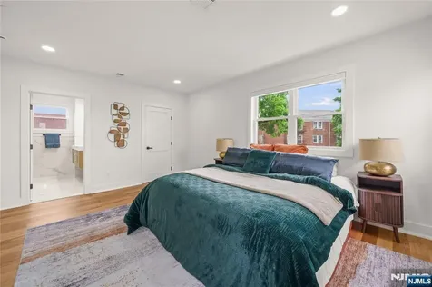 10 Marilyn Place Clifton NJ 07011
