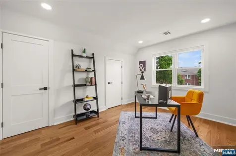 10 Marilyn Place Clifton NJ 07011