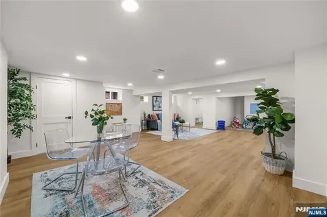10 Marilyn Place Clifton NJ 07011