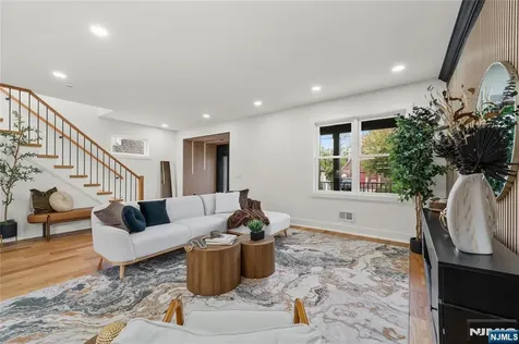 10 Marilyn Place Clifton NJ 07011