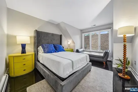 3 Kips Ridge Montclair NJ 07042