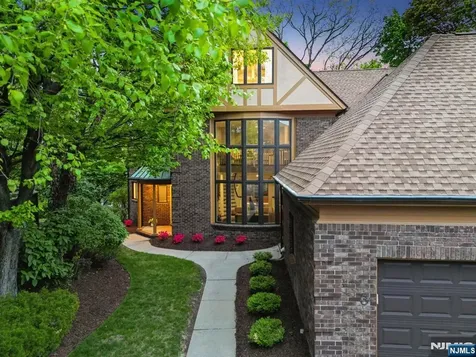 3 Kips Ridge Montclair NJ 07042