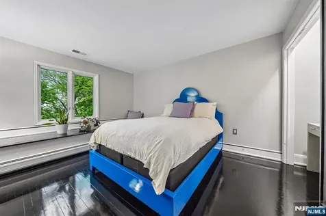 3 Kips Ridge Montclair NJ 07042