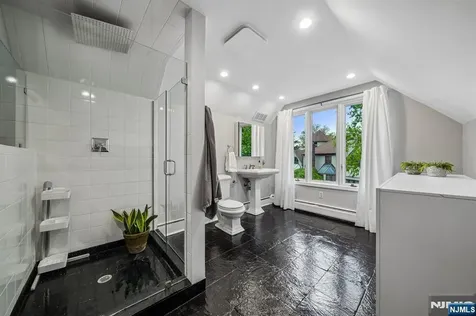 3 Kips Ridge Montclair NJ 07042