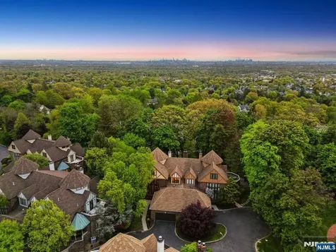 3 Kips Ridge Montclair NJ 07042