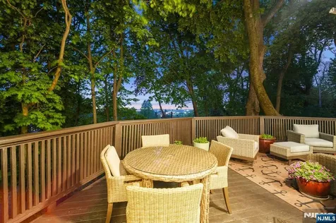 3 Kips Ridge Montclair NJ 07042