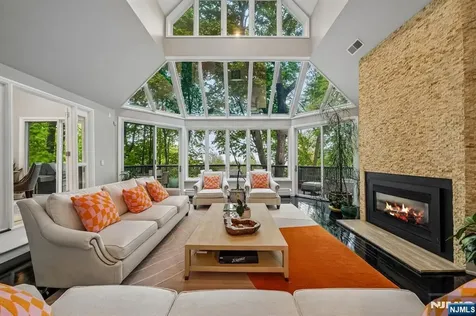 3 Kips Ridge Montclair NJ 07042