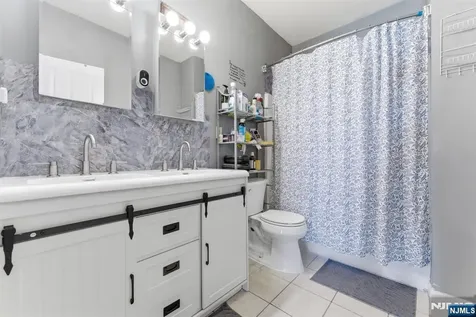 44 Prospect Street East Orange NJ 07017