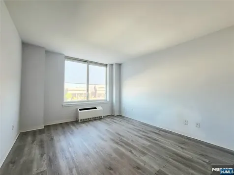 800 12th Street Palisades Park NJ 07650