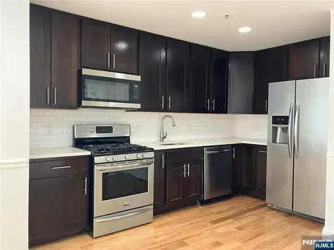 315 7th Street Union City NJ 07087