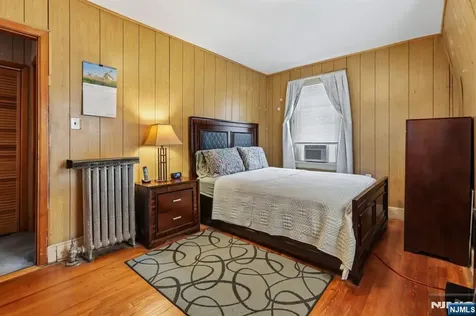86 Burchard Avenue East Orange NJ 07017