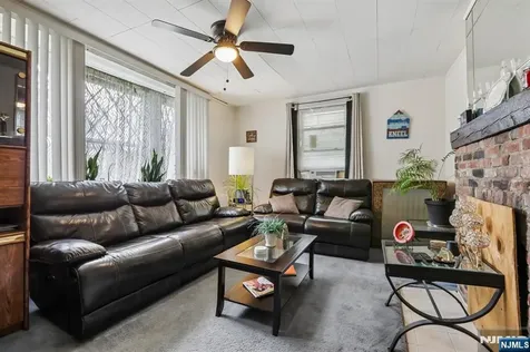 86 Burchard Avenue East Orange NJ 07017
