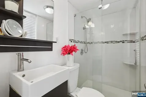 150 Overlook Avenue Hackensack NJ 07601
