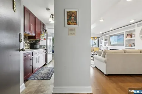 150 Overlook Avenue Hackensack NJ 07601