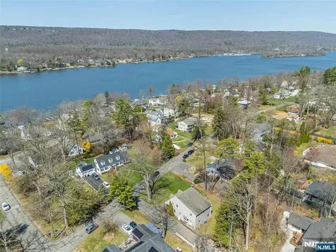 63 Ramapo Road West Milford NJ 07421
