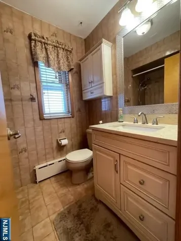 209 8th Street Fairview NJ 07022