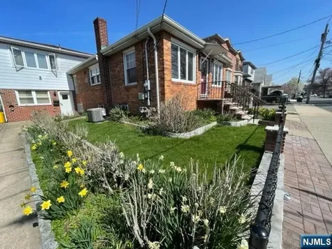 209 8th Street Fairview NJ 07022