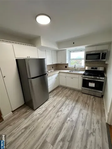 209 8th Street Fairview NJ 07022