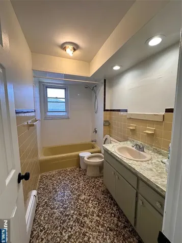 209 8th Street Fairview NJ 07022