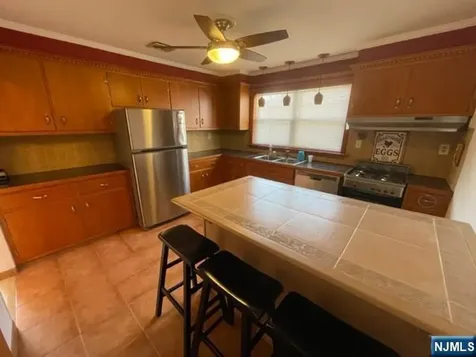 209 8th Street Fairview NJ 07022