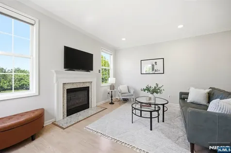 419 Hartford Drive Nutley NJ 07110