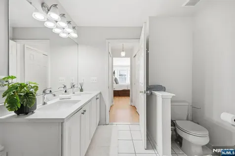 419 Hartford Drive Nutley NJ 07110