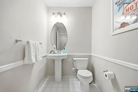 419 Hartford Drive Nutley NJ 07110