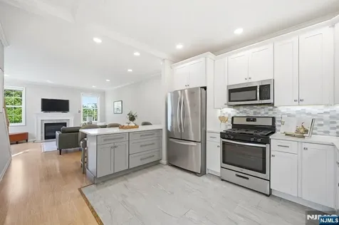 419 Hartford Drive Nutley NJ 07110