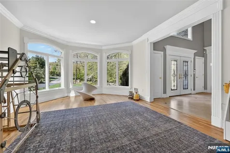 9 Heller Court Mahwah NJ 07430