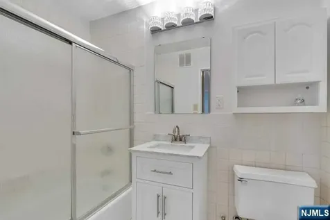 2000 Linwood Avenue Fort Lee NJ 07024