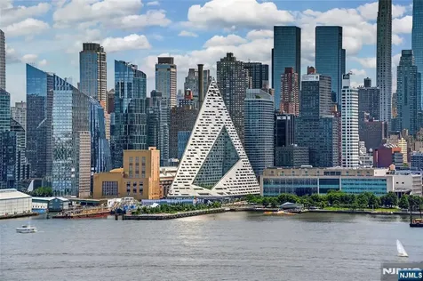 899 Boulevard East Weehawken NJ 07086