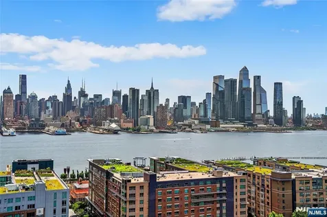 899 Boulevard East Weehawken NJ 07086