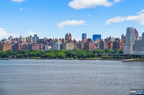 899 Boulevard East Weehawken NJ 07086