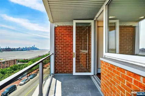 899 Boulevard East Weehawken NJ 07086