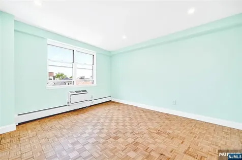 899 Boulevard East Weehawken NJ 07086