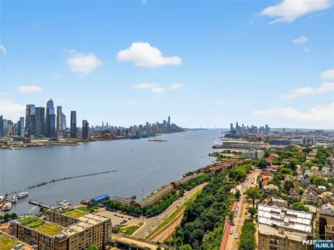 899 Boulevard East Weehawken NJ 07086