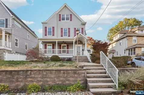 320 Orient Way Rutherford NJ 07070