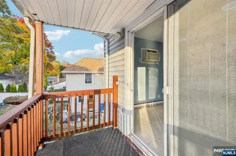 320 Orient Way Rutherford NJ 07070