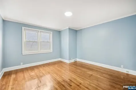320 Orient Way Rutherford NJ 07070