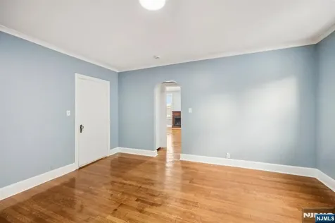 320 Orient Way Rutherford NJ 07070