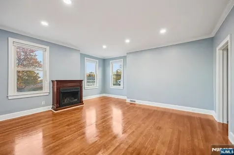 320 Orient Way Rutherford NJ 07070