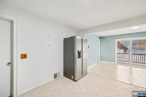320 Orient Way Rutherford NJ 07070