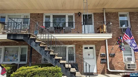 16 Belmont Avenue Wanaque NJ 07465