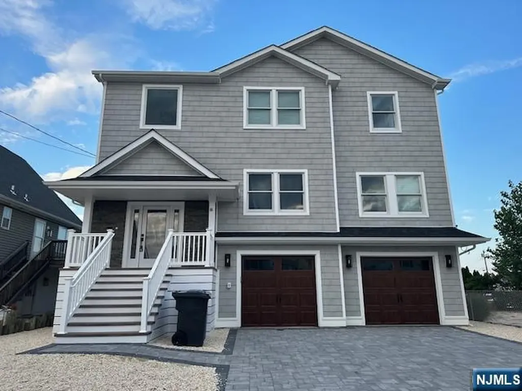 65 Sylvia Lane Stafford NJ 08050