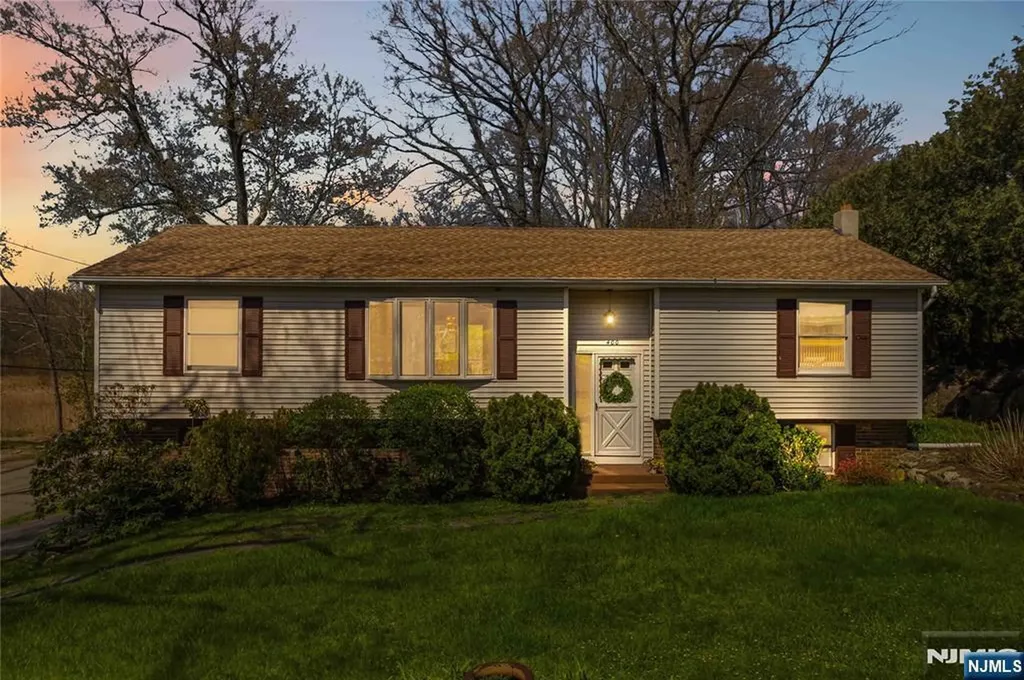 400 Lake Shore Drive West Milford NJ 07421